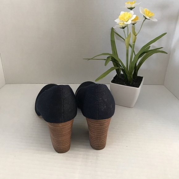 NWT - Franco Sarto Optimum Blue Denim Slip On Pump - Picture 8 of 10